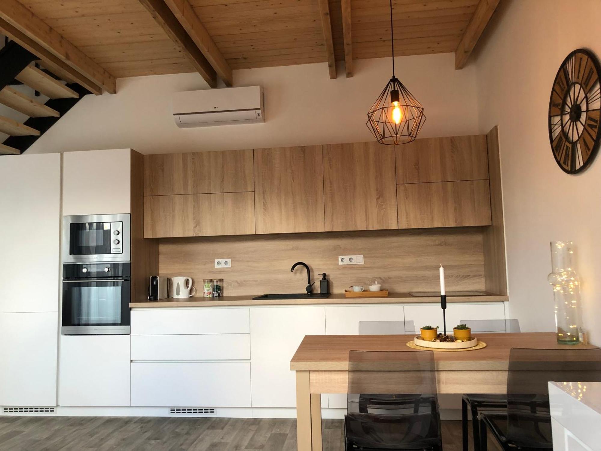 X28 Apartment *