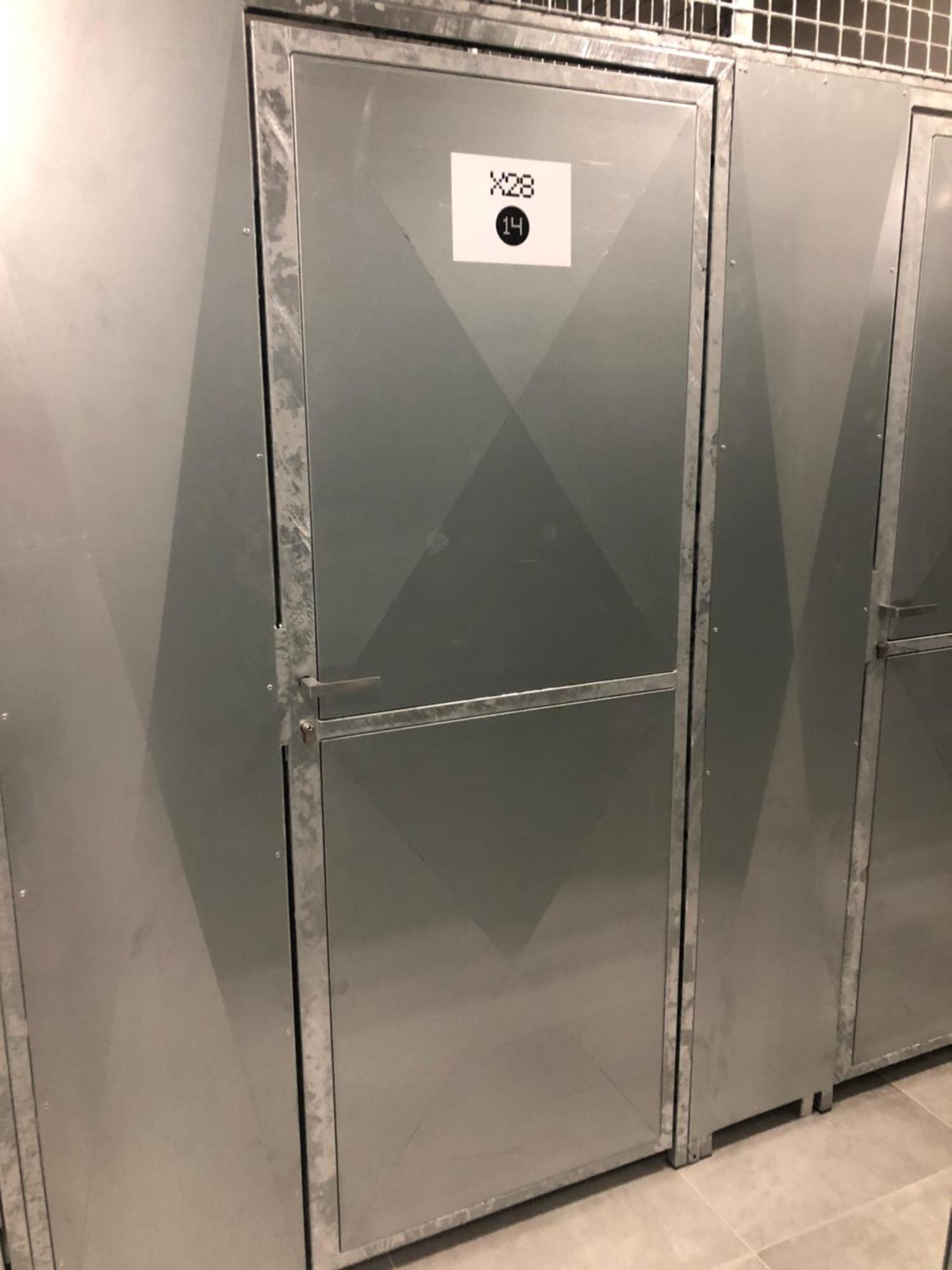 X28 Apartment *