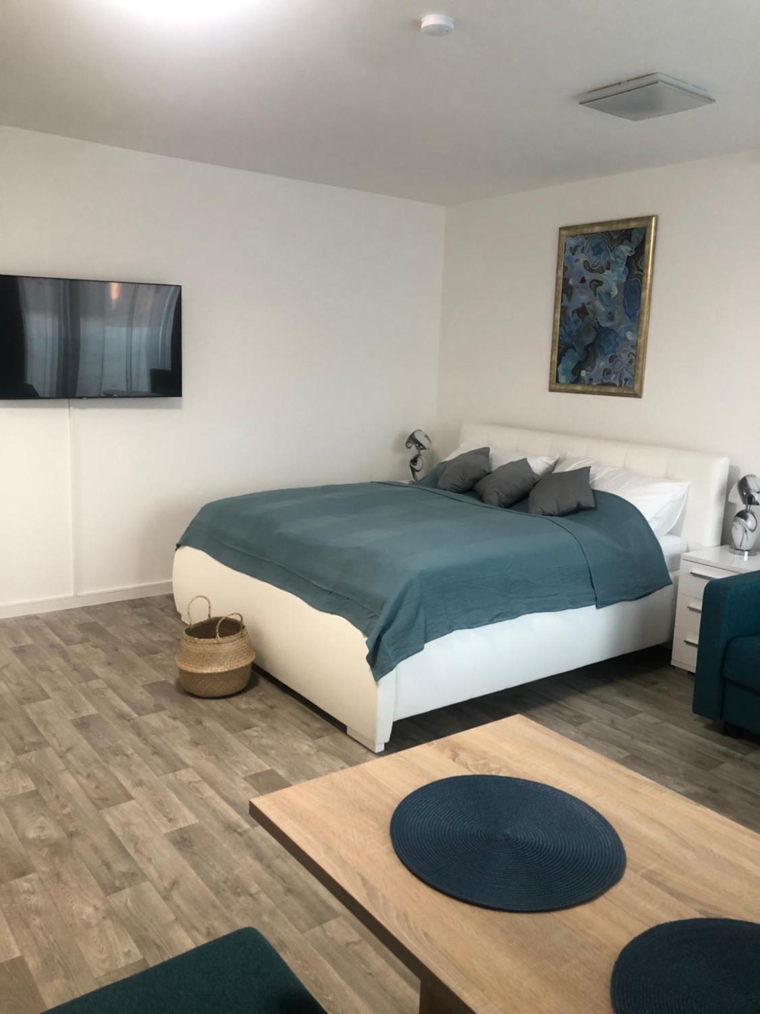 X28 Apartment