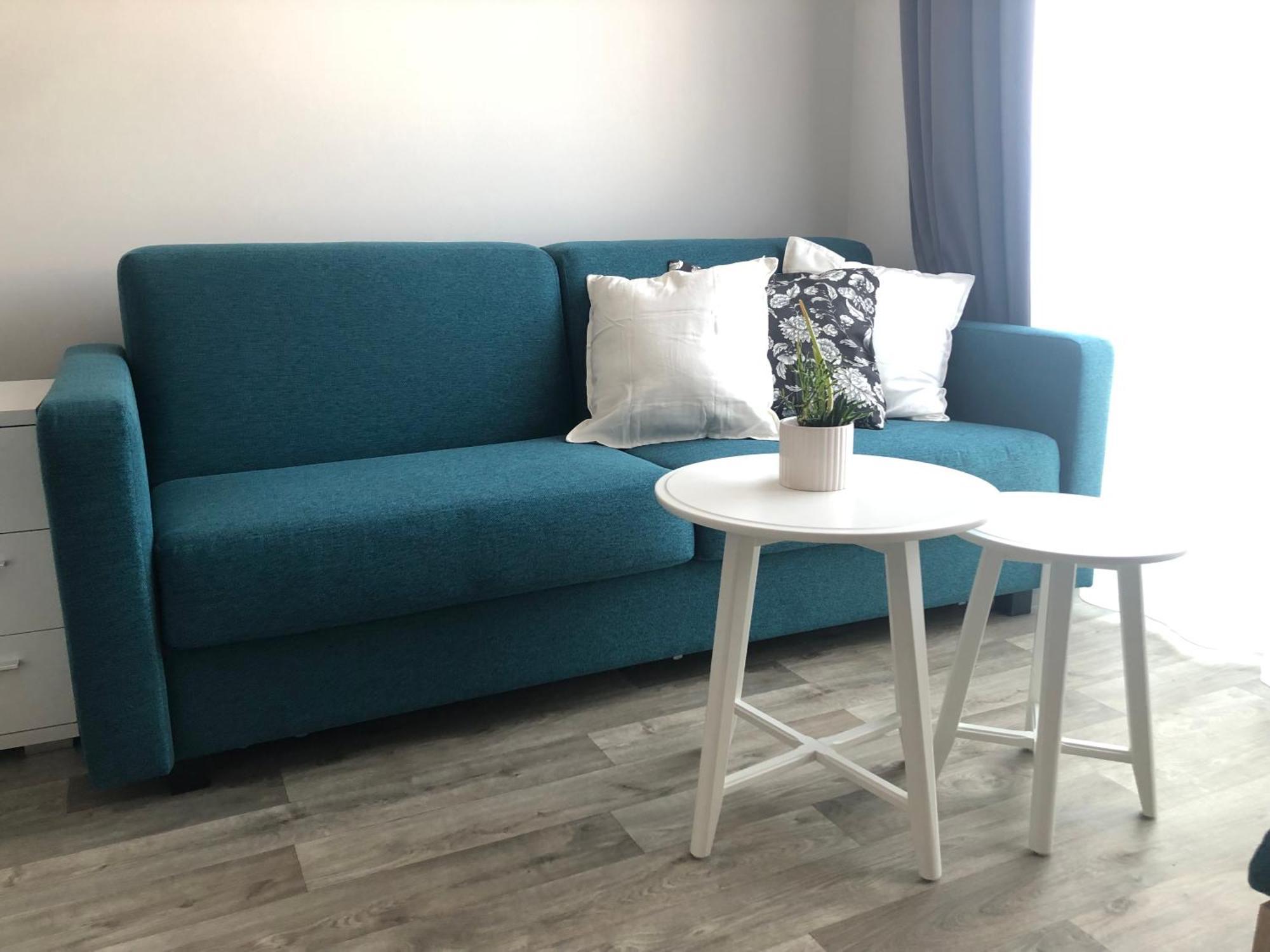 Apartment X28 *